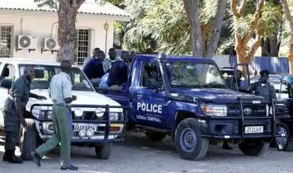 Serious Drama as Police Raid Newspaper Editor